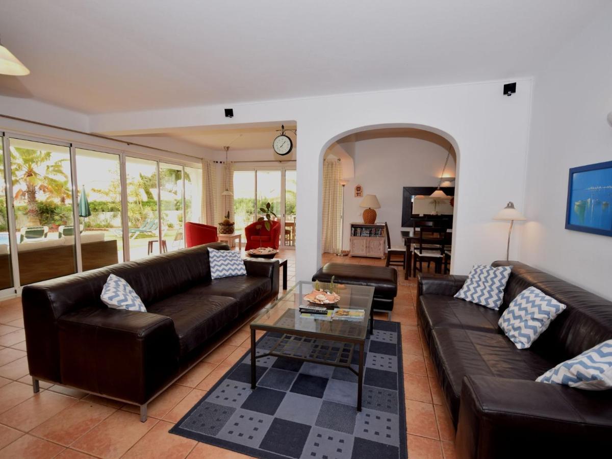 Fantastic Villa With Private Swimming Pool البوفيرا المظهر الخارجي الصورة
